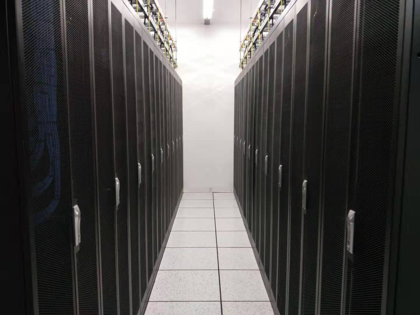 阳泉IDC机柜促销季开启